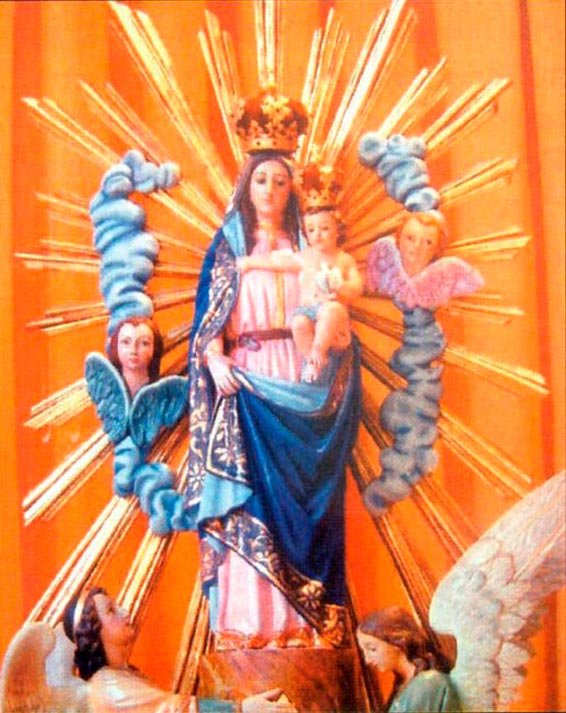 Imagen de la Virgen del Pilar en el Colegio de Guardias Jóvenes de Valdemoro